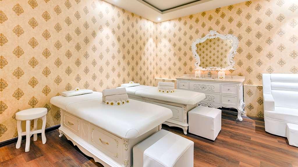 The Westbury Palace Nuwara Eliya Zimmer foto
